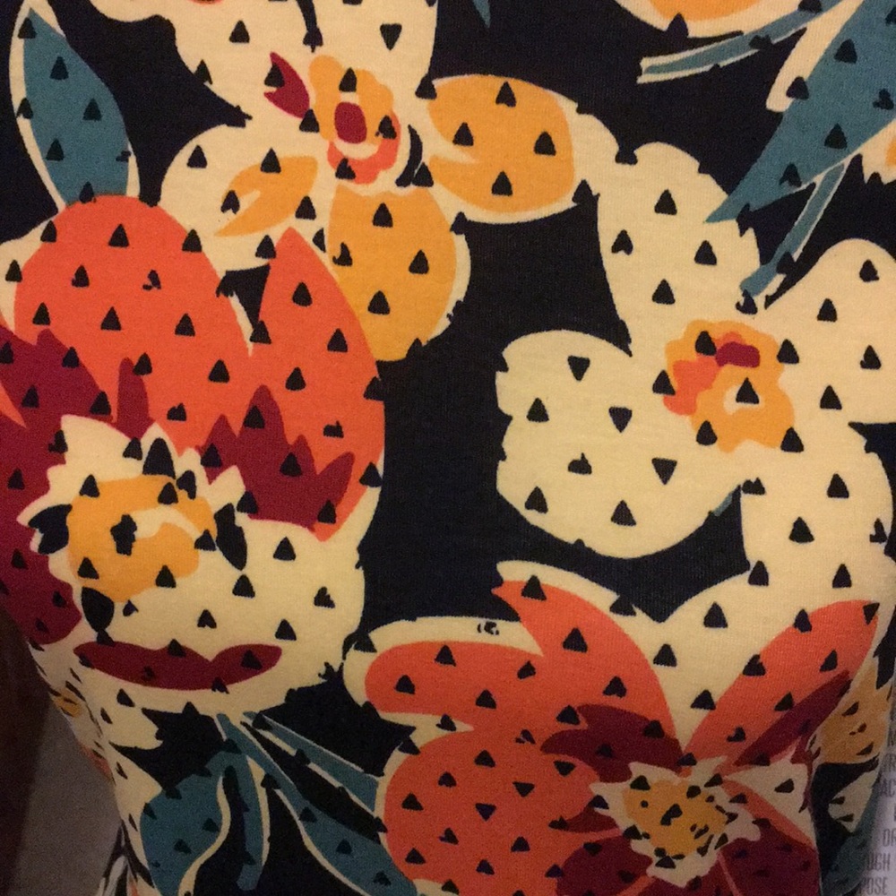 LulaRoe Randy - Picture 2 of 3